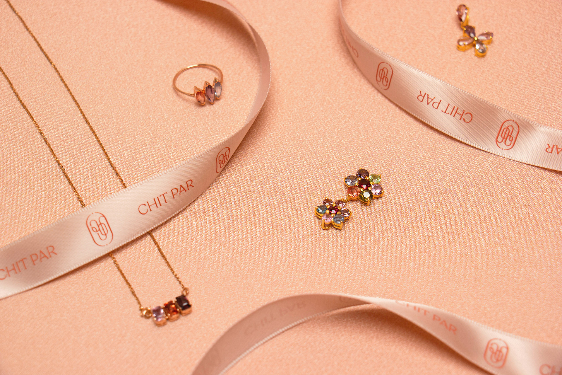 珠寶首飾vi設(shè)計.jpg 珠寶首飾vi設(shè)計.jpg